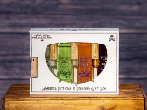 Picture of Magical Drinkable Potion & Poison Gift Box 40% abv | 4 x 250ml, 4 x 25ml